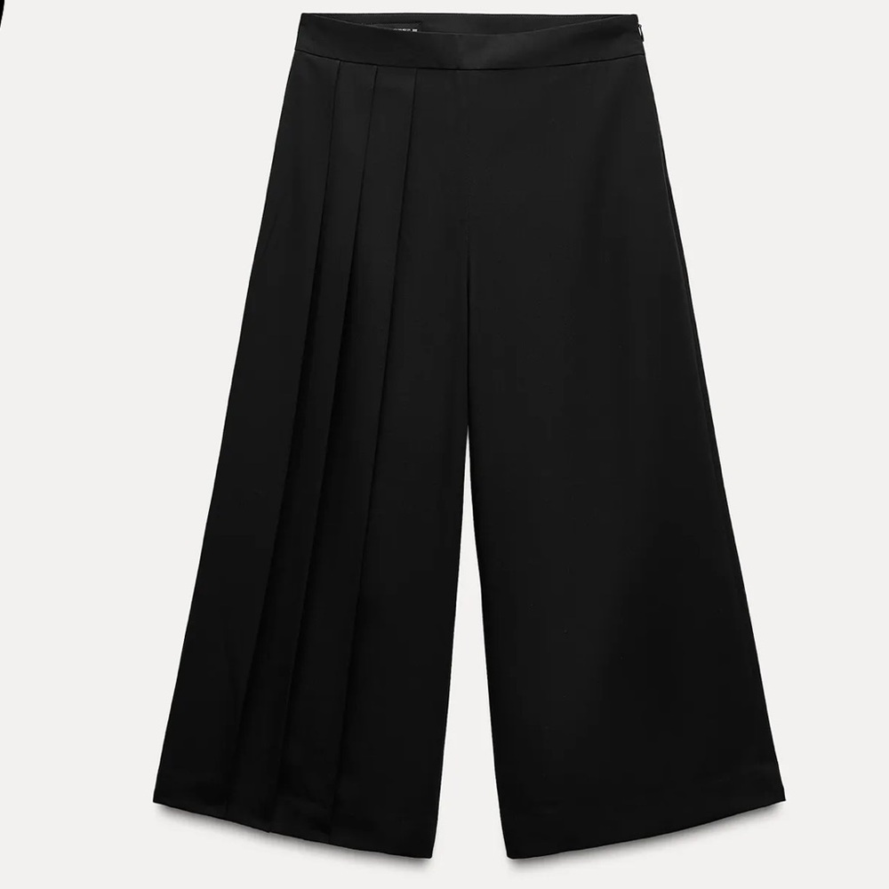 Elegant Black Wide-Leg Pants